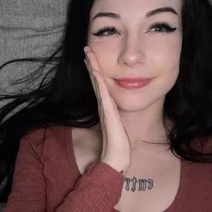 cuteholly from MyFreeCams is Freechat