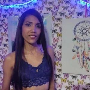 KamileLatinasexy from MyFreeCams is Freechat