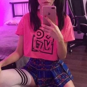 KiraMinx from MyFreeCams is Freechat