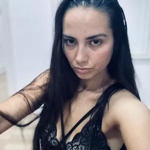 LovelyKitten_ from MyFreeCams is Freechat