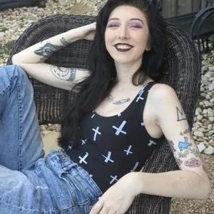 Lovelylucy from MyFreeCams is Freechat