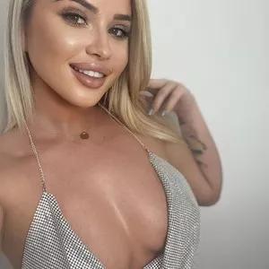 perfecttits96 performants stats from MyFreeCams