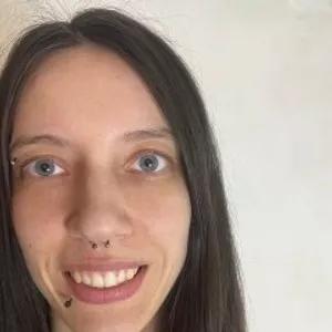 Skinnyhair from MyFreeCams is Freechat