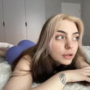 Stefani_Grand from MyFreeCams is Freechat