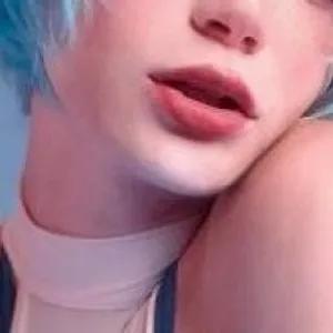 StrawberryArt from MyFreeCams is Freechat