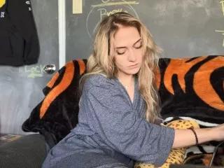 LilyGraceHD from Streamate is Group