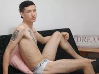 Maxi_milan21 from Streamate is Group