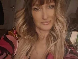 Daddysgirl: Checkout live displays with sophisticated broadcasters, from uncovering to curiosities, in a variety of beautiful adult webcams.