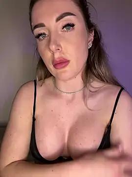 -IrisDiamond- on StripChat