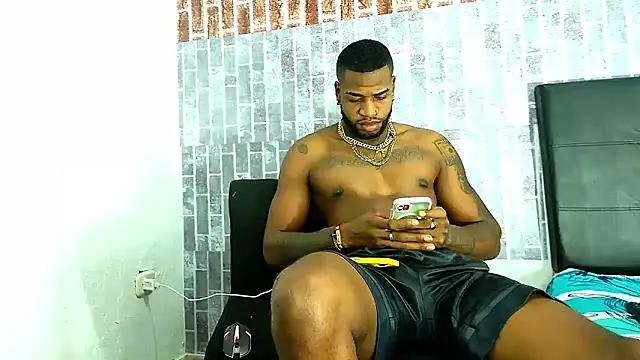 alejo_21cmm from StripChat is Freechat