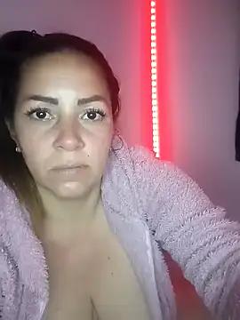 Alexiaysteve from StripChat is Freechat