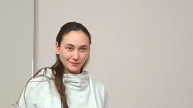 AliceMunro from StripChat is Freechat