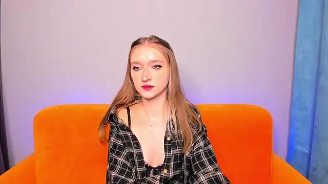 Ameliedancer from StripChat is Freechat