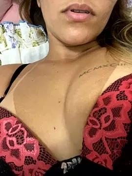 brasileira696 from StripChat is Freechat