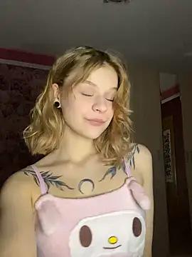 cutie_evaaa from StripChat is Freechat