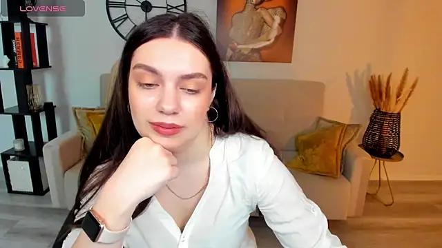 DaniellaLovely from StripChat is Freechat