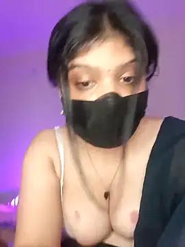 Diamond_Disire from StripChat is Freechat