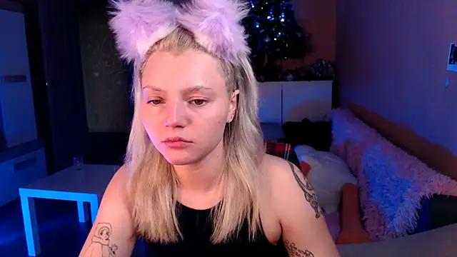 Elizabeth_Scarlet from StripChat is Freechat