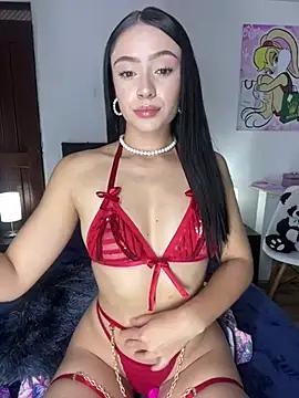 Emily_aurora132 from StripChat is Freechat