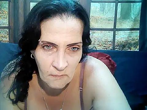 eroticjade4u from StripChat is Freechat