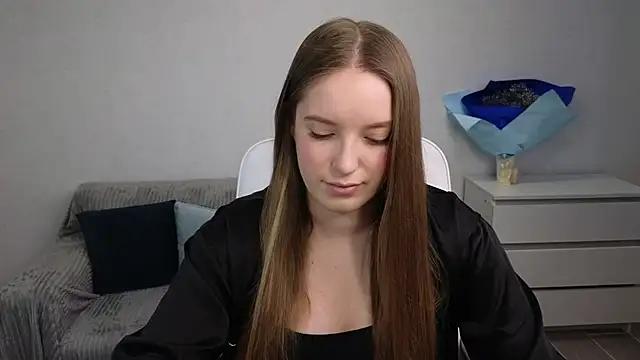 EvaMaddison from StripChat is Freechat