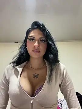 Hilary_pinkk from StripChat is Freechat