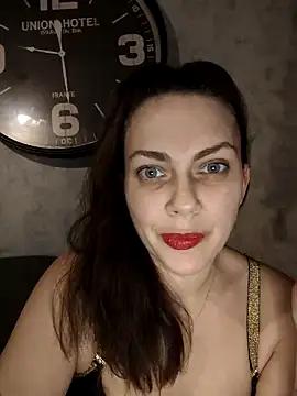 LEAsquirt91 from StripChat is Freechat