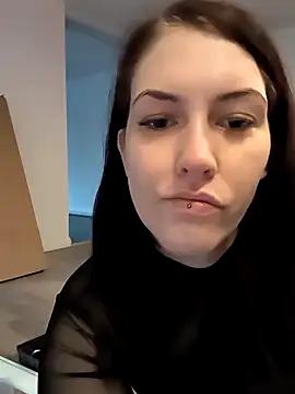 Linalicious from StripChat is Freechat