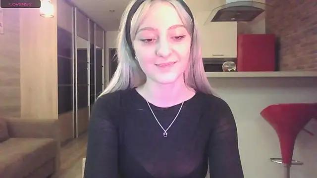 Marinax_Sea from StripChat is Freechat