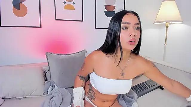 meli_ortiz_ from StripChat is Freechat