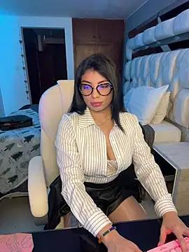 Miaparkerss_ from StripChat is Freechat