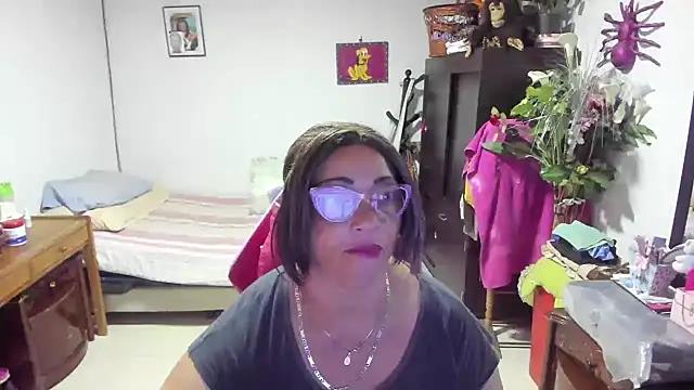 Mrs_mommy_ from StripChat is Freechat