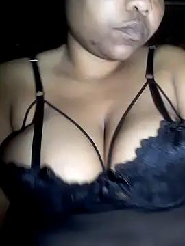 PrincessEmelxx from StripChat is Freechat