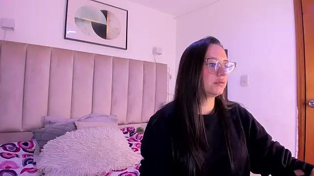 Thalia_Valmont from StripChat is Freechat