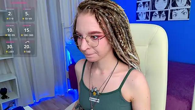 VioletShine from StripChat is Freechat