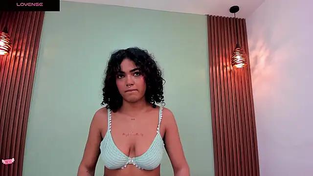 ViolettWilliams_ on StripChat