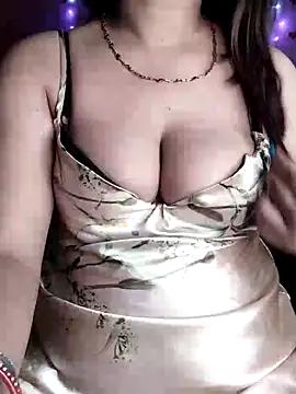 west_jaisminn from StripChat is Freechat