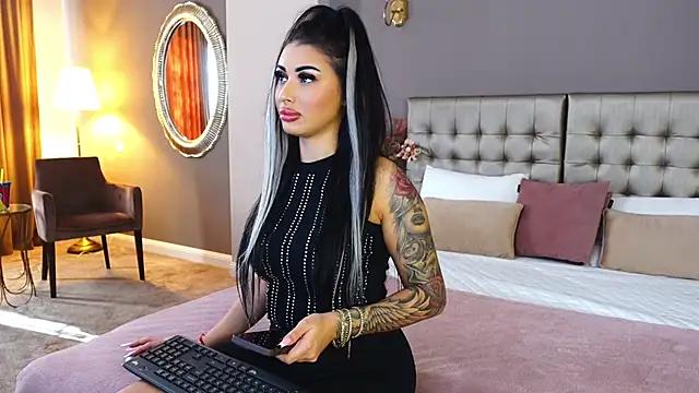 YasminaFire from StripChat is Freechat